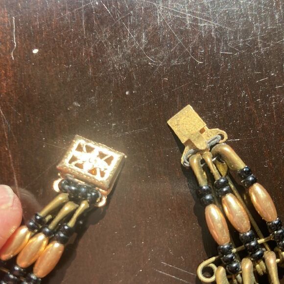 SAFETY PIN STATEMENT Necklace black and gold tone beads AND filagree clasp 22” - Picture 7 of 16